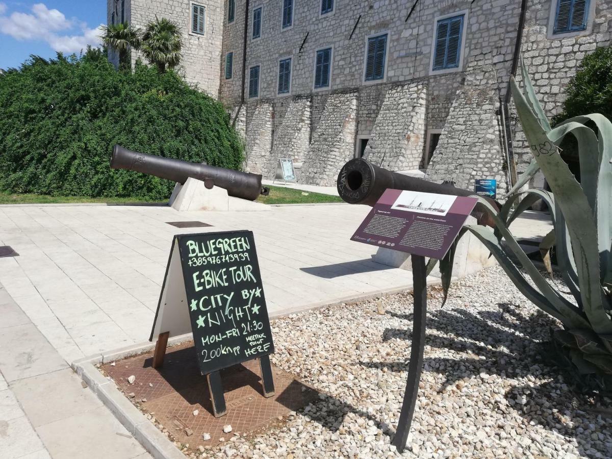 2 Cannons/Old Town Apartment Sibenik Exterior photo